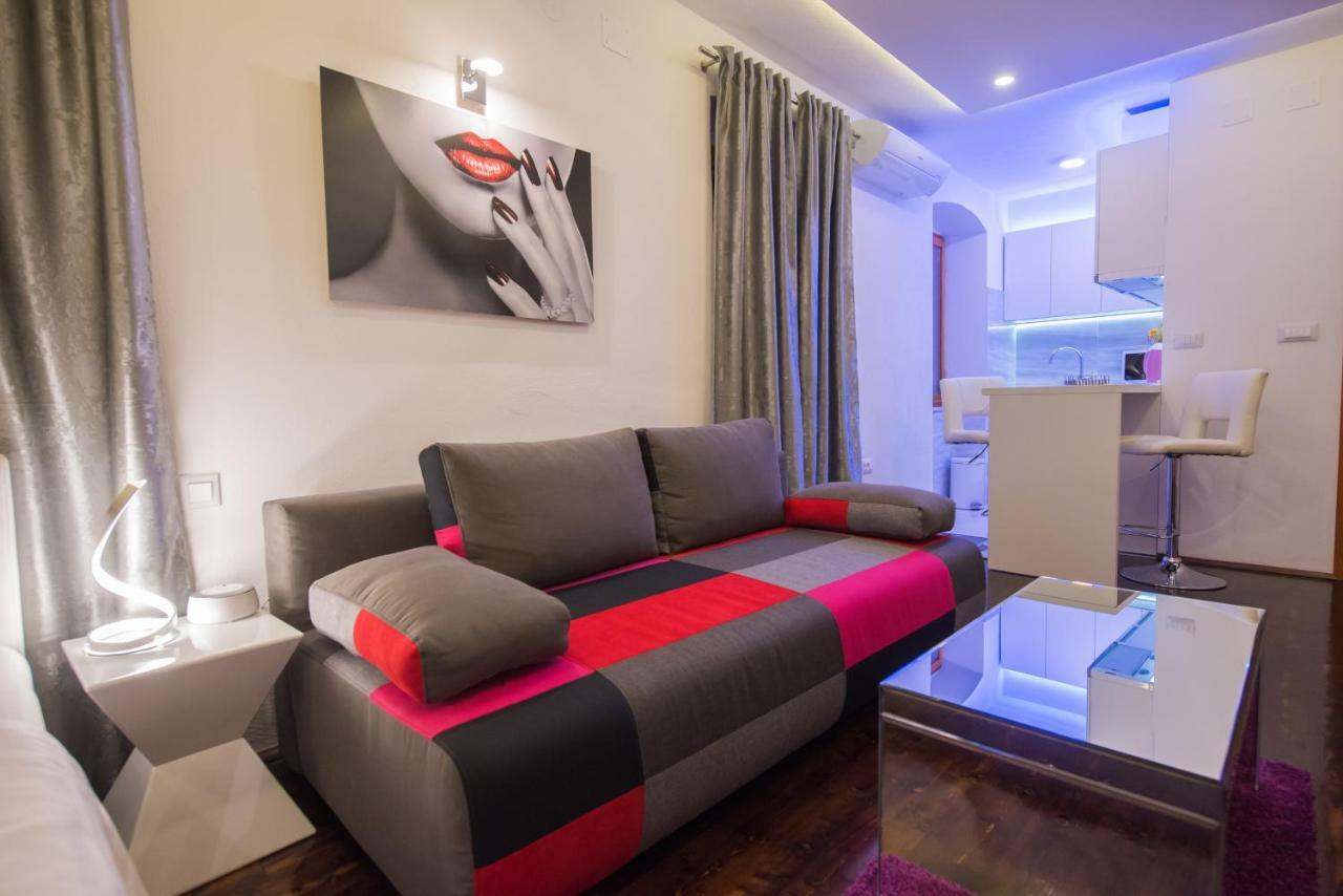 Studio Apartment Lena Kaštela Extérieur photo